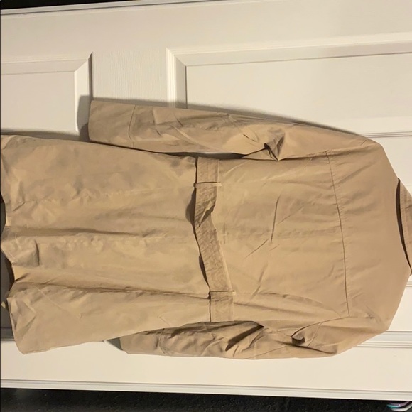 Trench coat - Picture 2 of 3